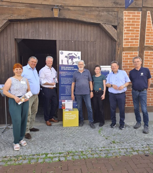 frauenORTE-Vertreterinnen mit Minister Philippi am frauenoRT in Lüchow