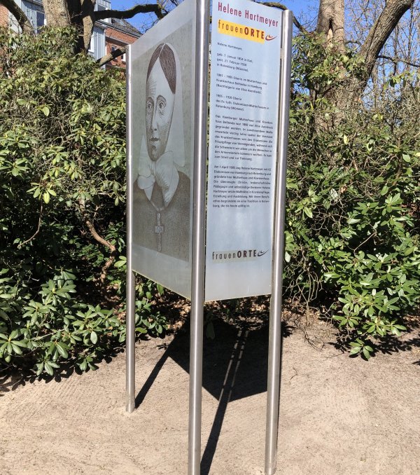 Stele für den frauenORT Helene Hartmeyer