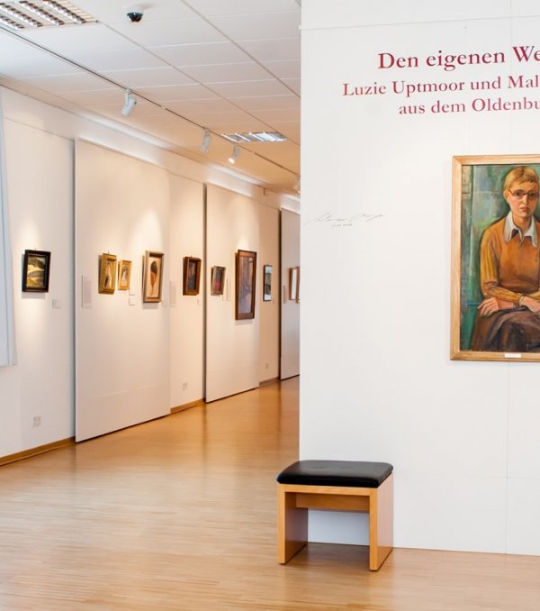 Lohne Galerie Luzie Uptmoor im Industrie Museum Lohne